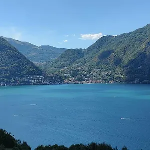 Private Near Bellagio View Lake Como Séjour chez l'habitant